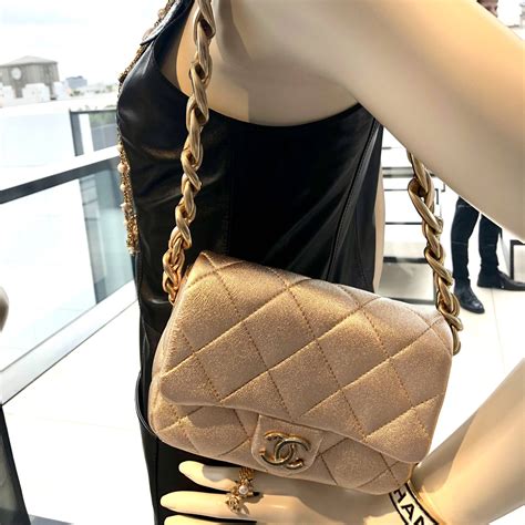 Chanel cruise handbags